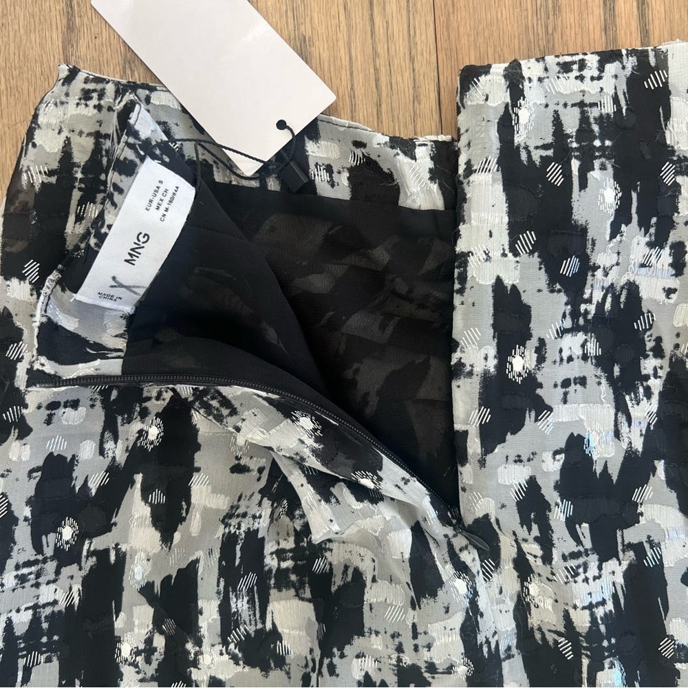 NWT Mango MNG Women’s Falda Floc Black and White Printed Midi Skirt Size Small - Picture 8 of 15